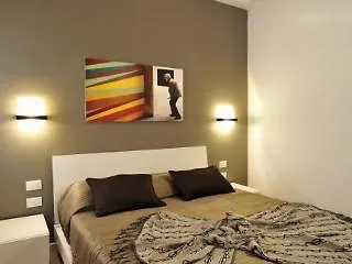 Dorsoduro Terrace And Garden * البندقية
